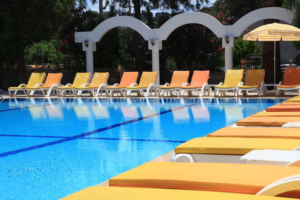 Natur Garden Hotel Bitez Εξωτερικό φωτογραφία